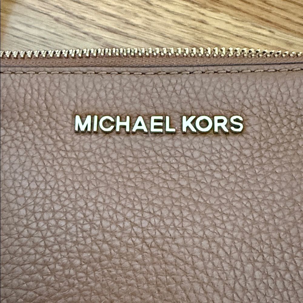 Michael Kors Brown Pebbled Leather Crossbody Bag Double Zip Small Purse - Picture 2 of 15